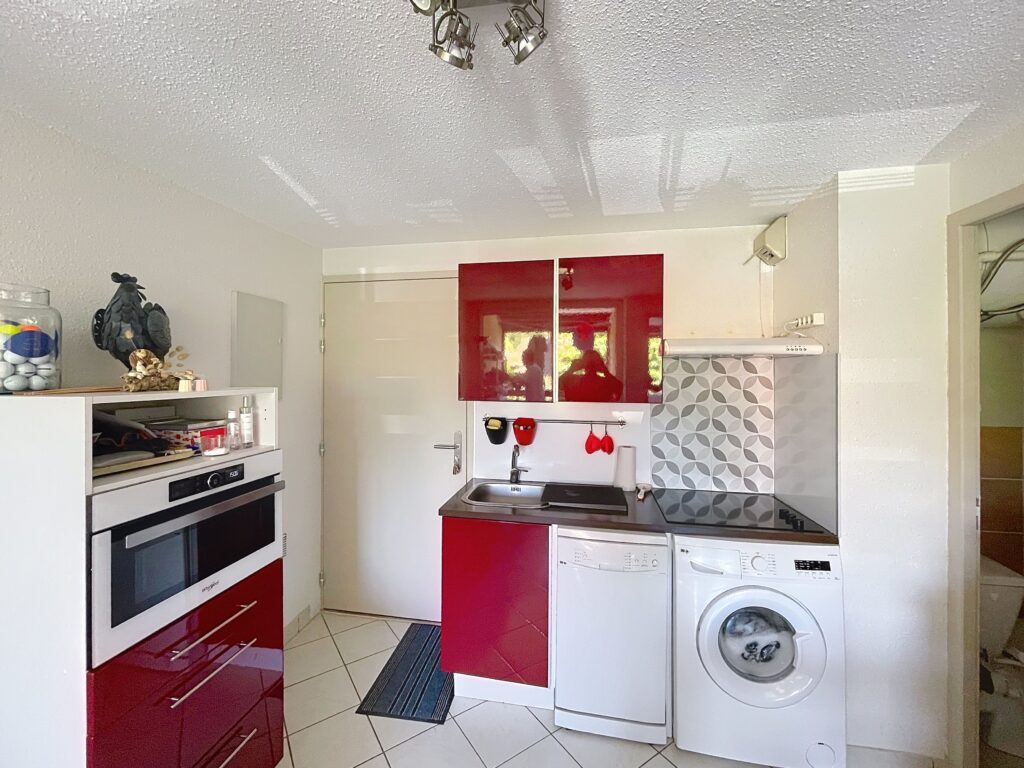 60b0a866 1de4 4f30 a4d1 6e3967171fc0