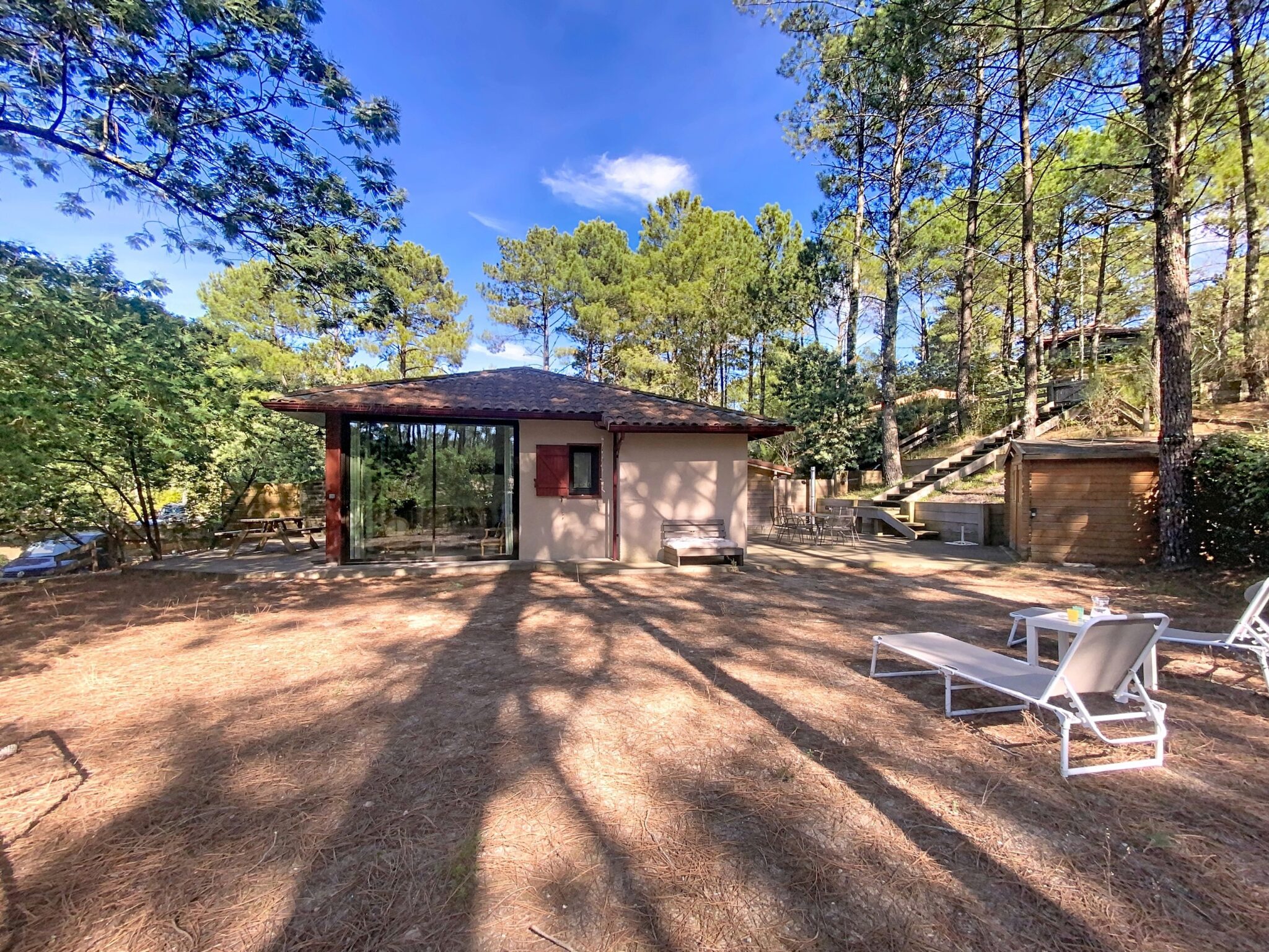 MOLIETS PLAGE - Maison sous les pins  dans résidence avec piscine