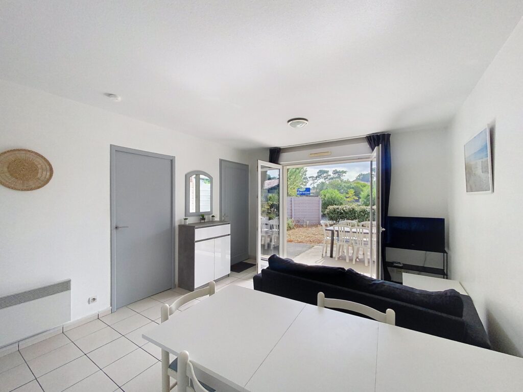 33195fca 5a27 4616 b3c3 c4be8231c670