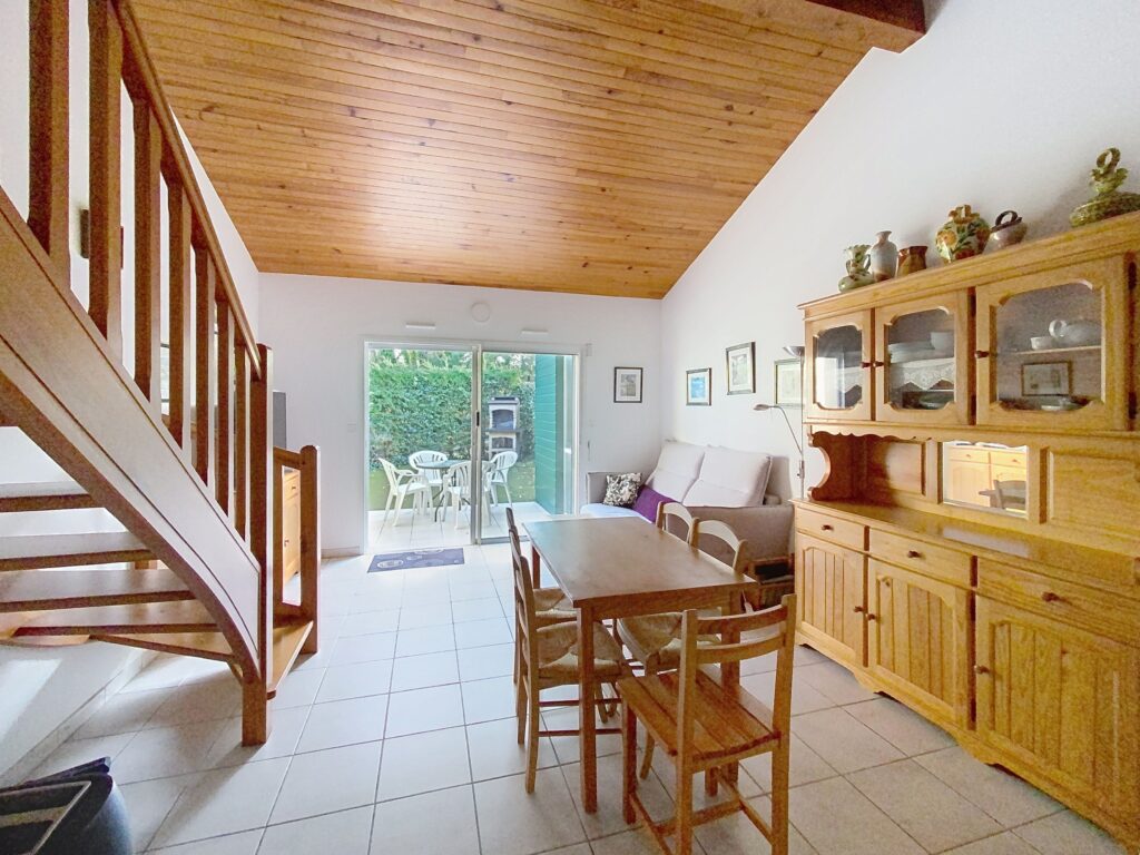 395e9986 9309 4eca a029 f896b9c5a88e 1