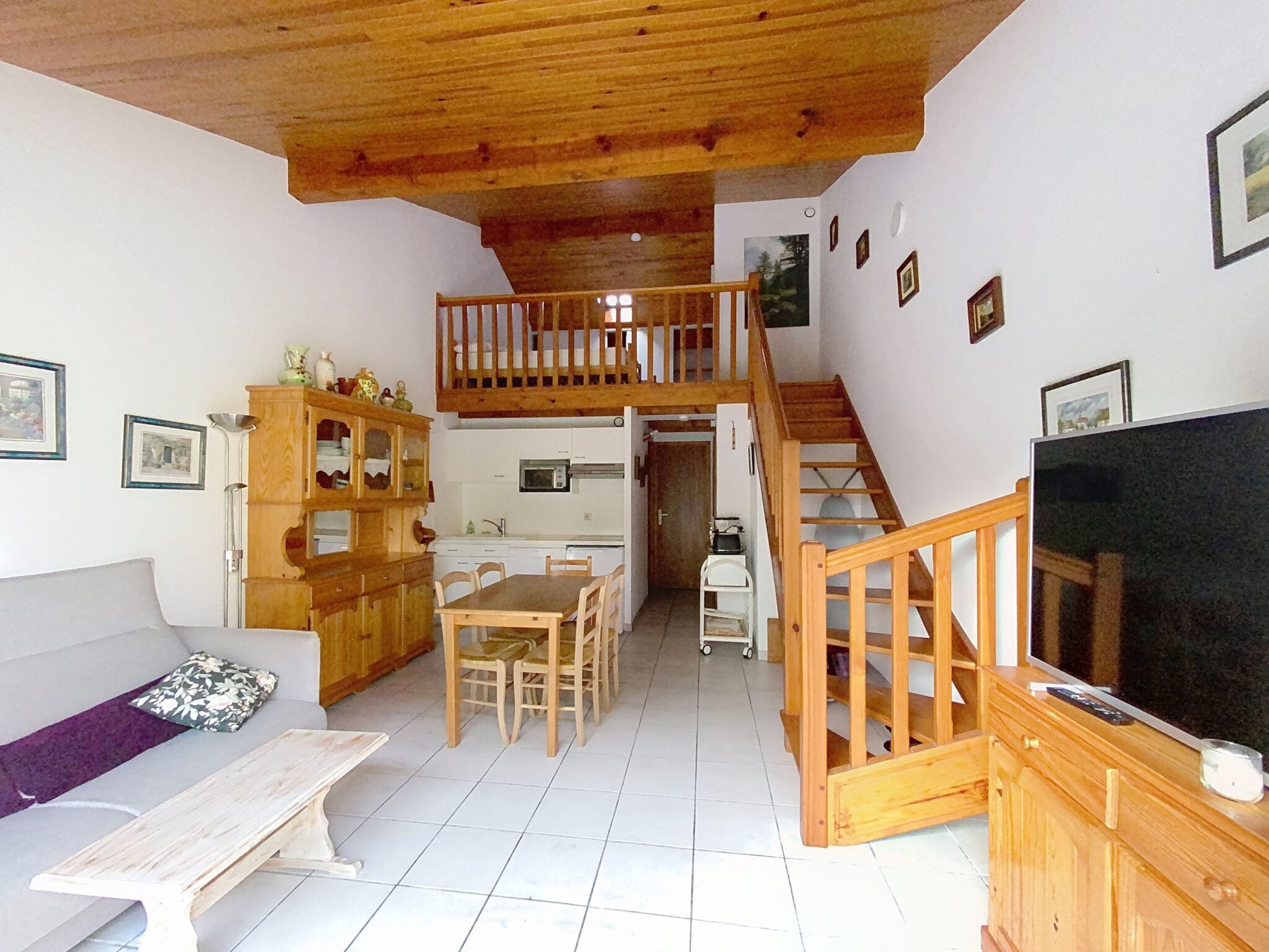 4618e72d 655c 4f7b 8ceb 58f09c650d7c 3