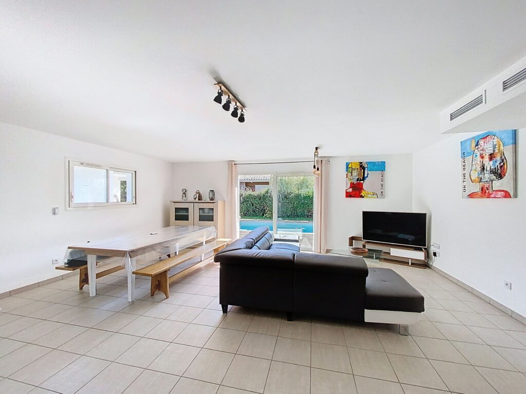 0fc1a609 5f1e 4a60 830f 184b6cc79c77