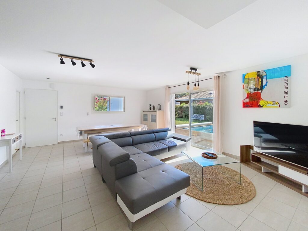 c6553e62 d536 4957 b854 dcc5ca2d1a4f