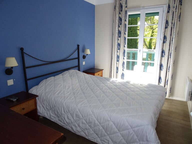 CHAMBRE 1