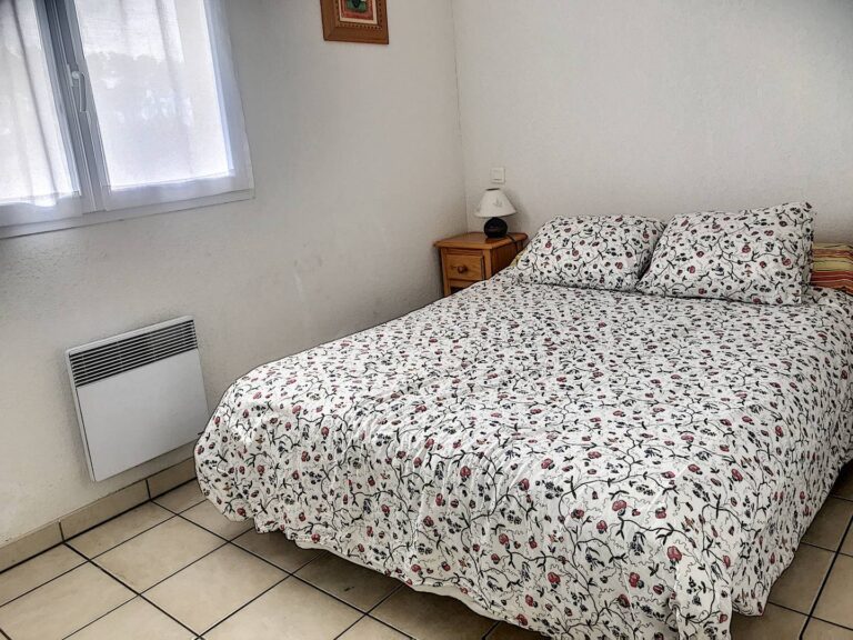 CHAMBRE 1