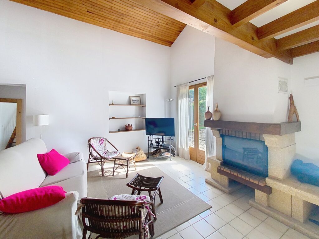 8fa1a45e ea3b 4370 986a 80f57eb0ee33