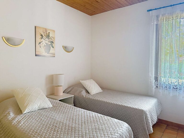 CHAMBRE 2